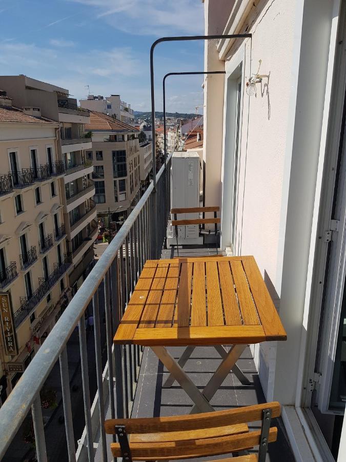 L'Attique Des Artistes Yourhosthelper Cannes Exteriör bild